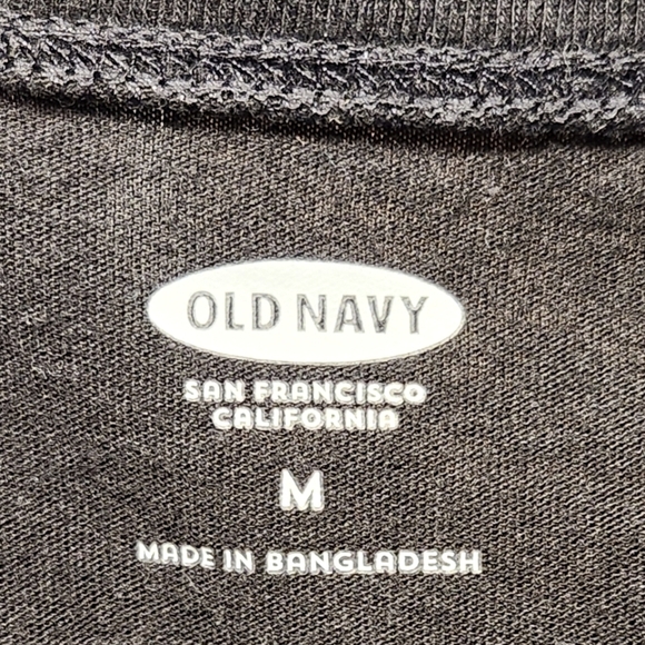 🛍 4/$20 🛍 Old Navy Tshirt Size M - Picture 2 of 3